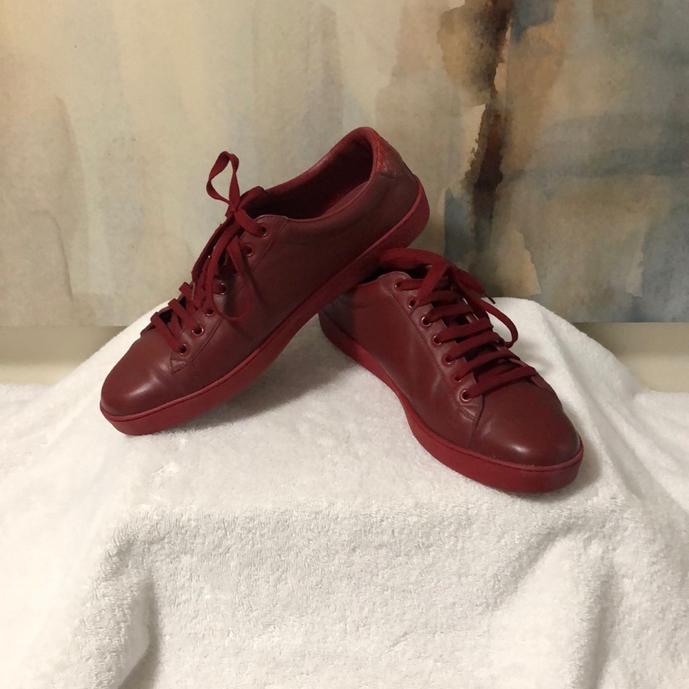 Mens Authentic Gucci Lace Up Leather Sneakers